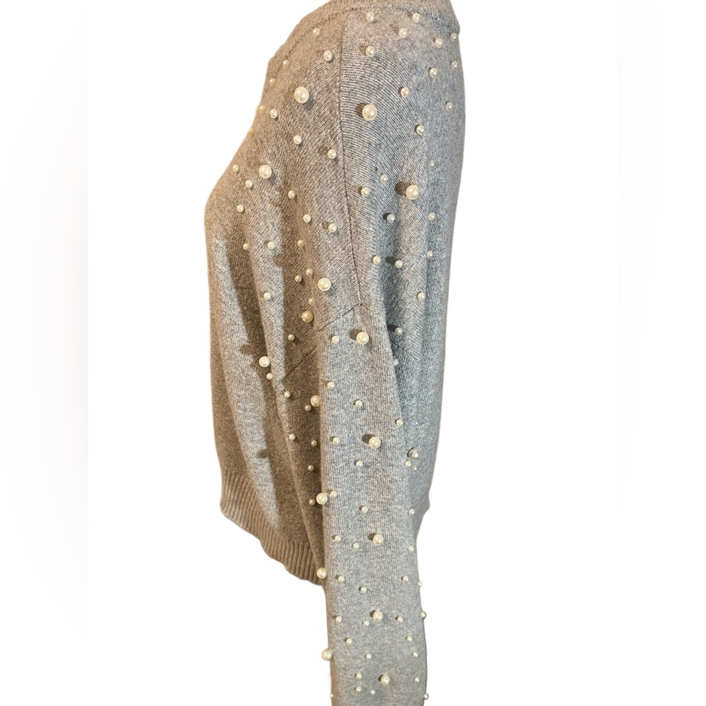 Long Sleeve Pearl Sweater (Chelsea & Violet?) - Picture 8 of 15